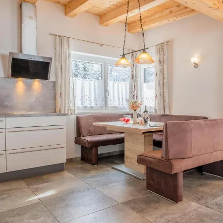 Apartment Blick Auf Den Rettenstein 2