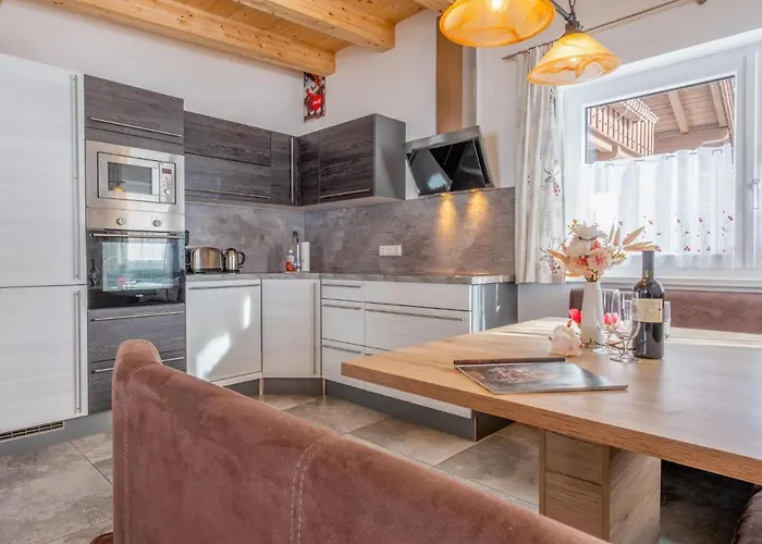 Blick Auf Den Rettenstein 2 *